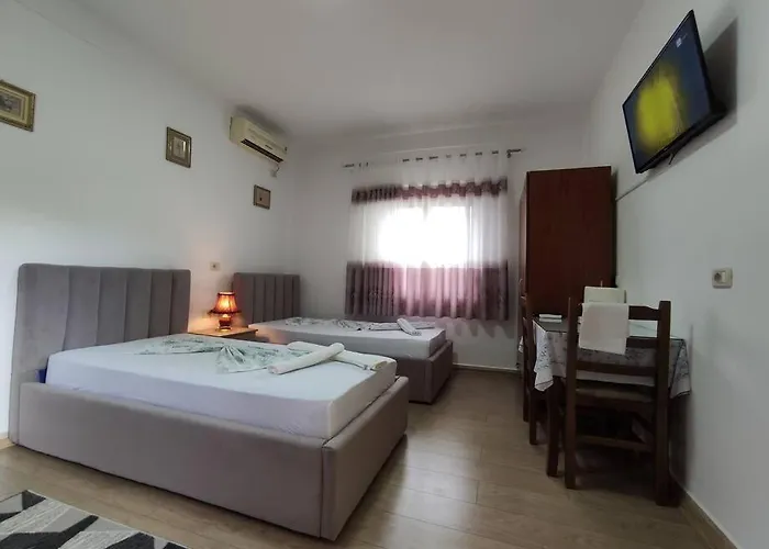 公寓 Dona's Gjirokastër